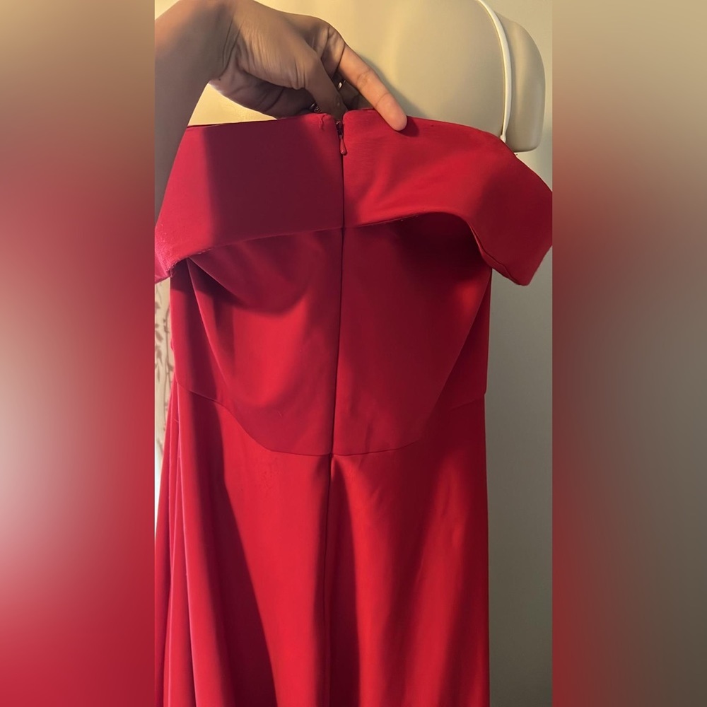 La Femme Curve Red Off The Shoulder Long Dress - Picture 9 of 15
